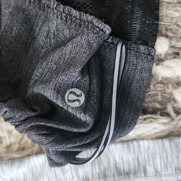 Workout top - Picture 4 of 4